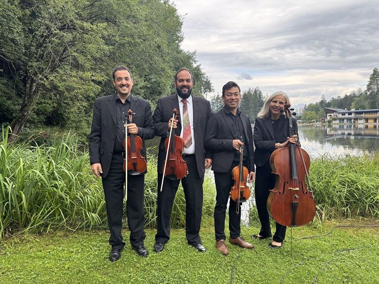 Ensemble Saitton